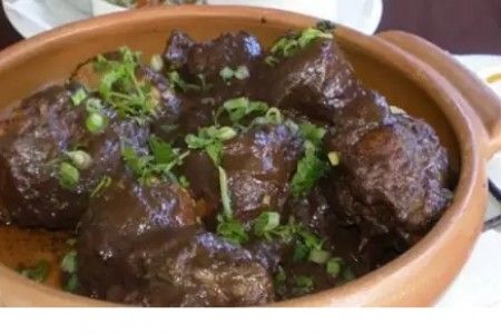 Galinha de Cabidela ( Angola)