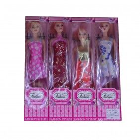Boneca com acessorios